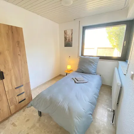 K41 - Haus Mit Garten - Max 8 Personen - Ab 5 Naechte - Perfekt Fuer Geschaeftsreisende,teams,monteure I Messe I A81 I Stuttgart Apartment Ehningen